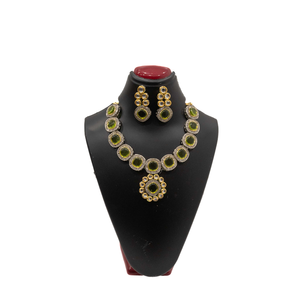 SAUMYA  NECKLACE SET OS